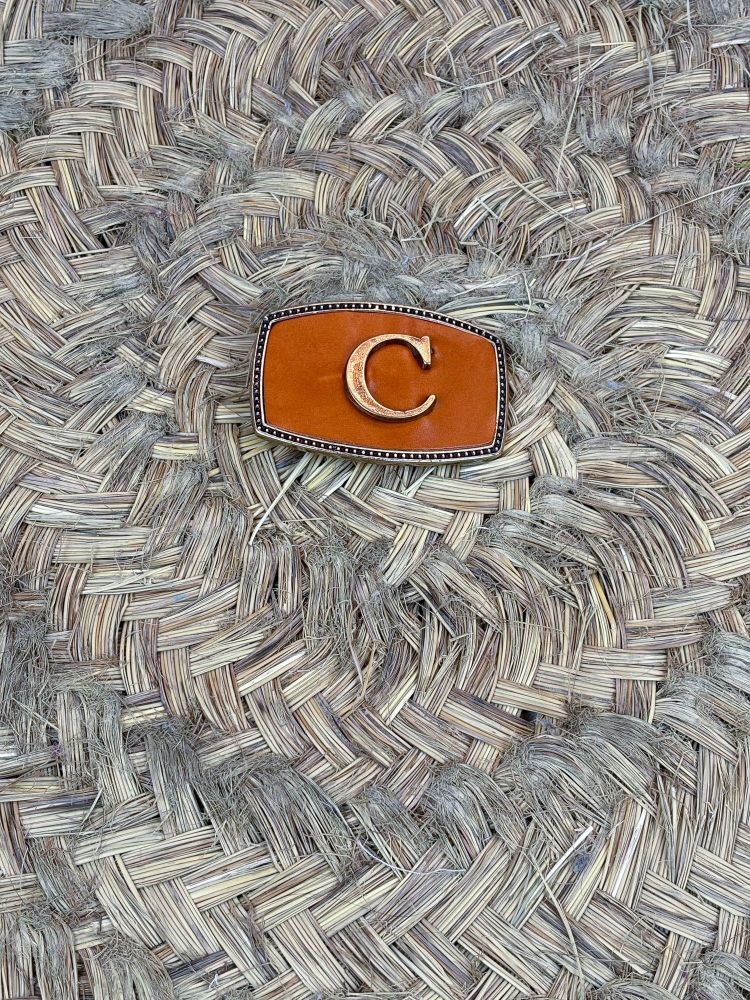 Hebilla rectangular forma oro viejo...