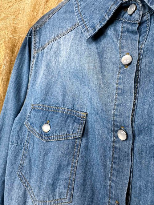 Camisa entallada vaquera