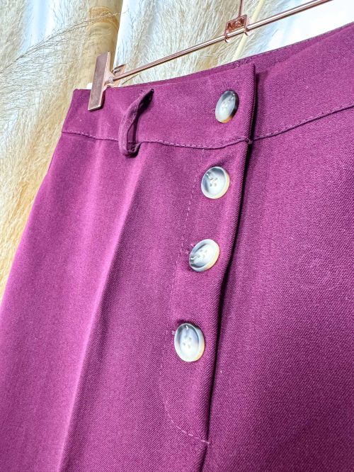 Pantalón traje cereza