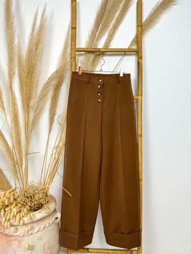 Pantalón traje marrón