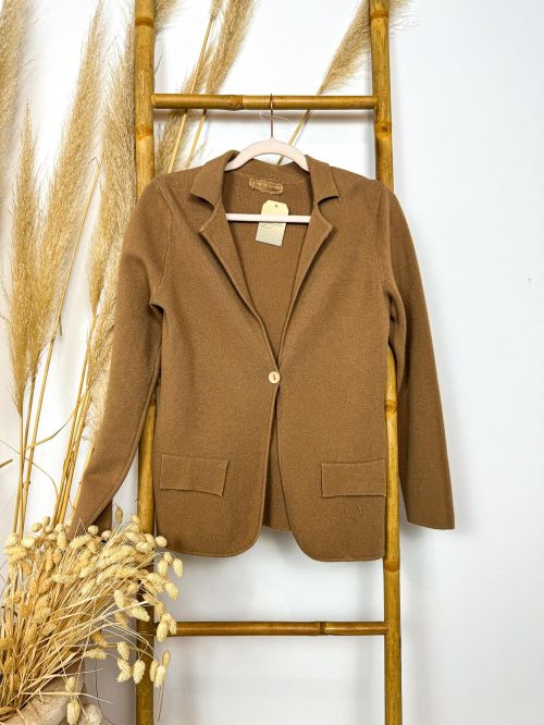 Blazer de punto camel