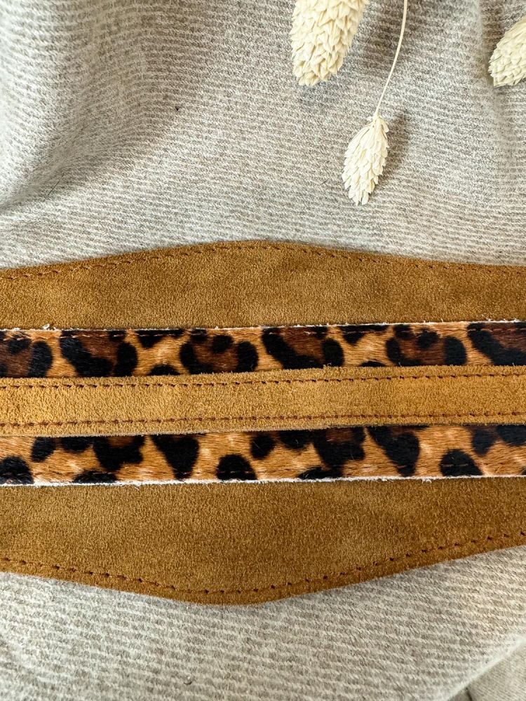 Cinturón fajín ante camel y leopardo