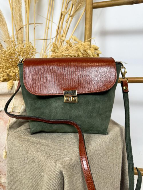 Bolso piramidal ante verde y piel avellana