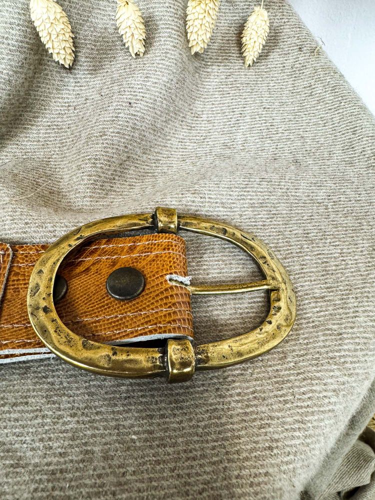 Cinturón avellana cocodrilo