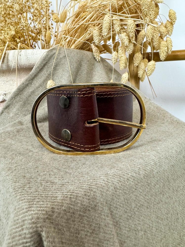 Cinturón ancho 7,5 cm color castaño...