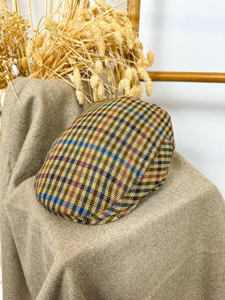 Gorra invierno beige tostado