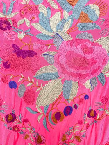 Mantón Amalia frambuesa 2