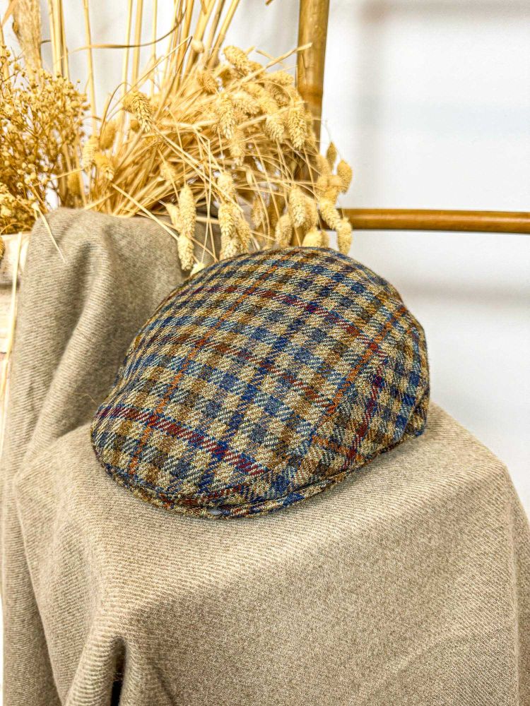 Gorra campera clásica cuadros grandes...