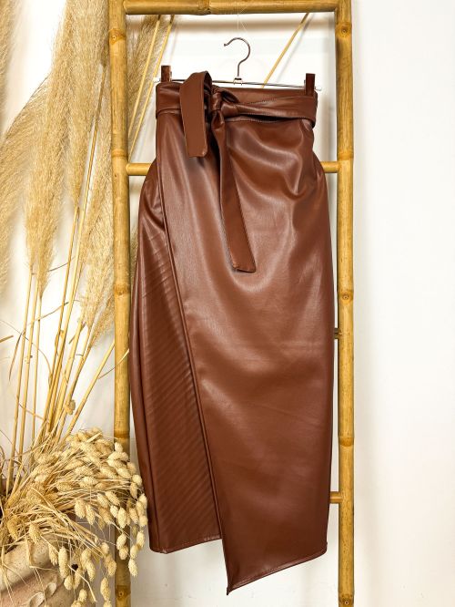 Falda polipiel cruzada marrón