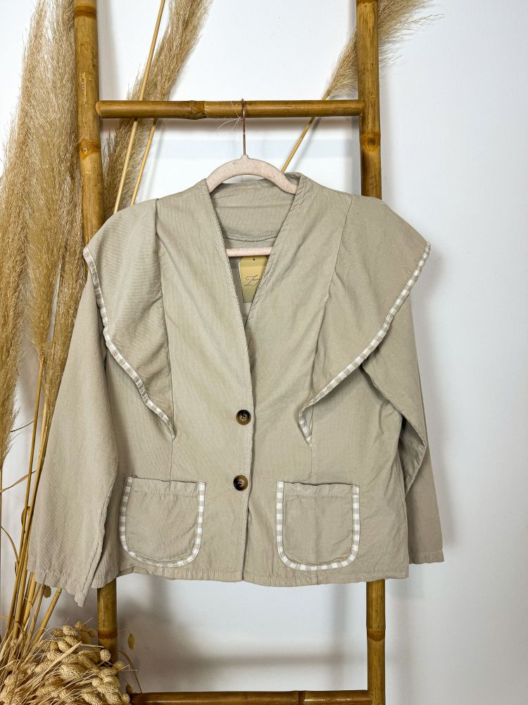 Chaqueta micropana beige con vichy