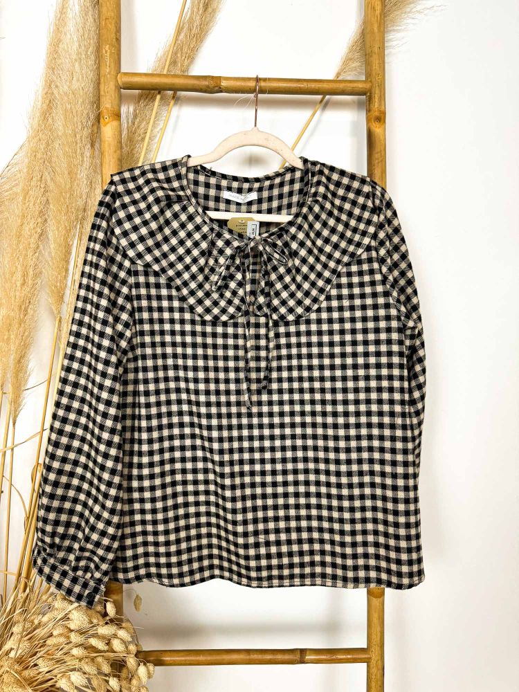 Blusa paño vichy topo y negro cuello bebé