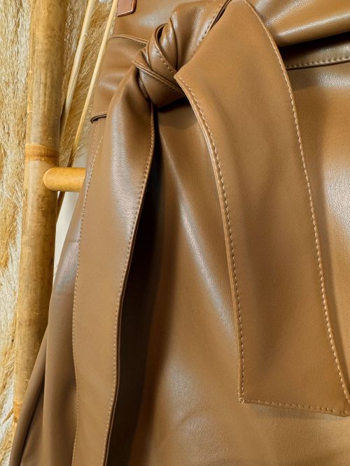 Falda polipiel cruzada camel