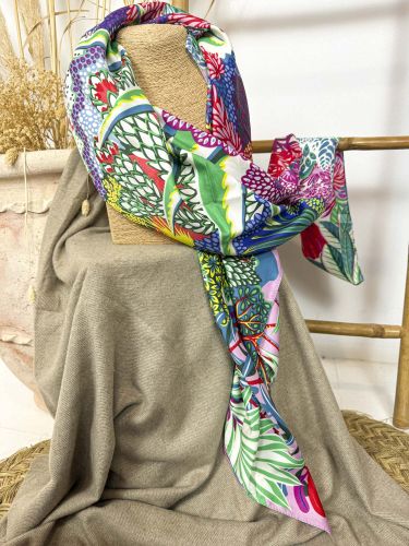 Pañuelo seda estampado bosque