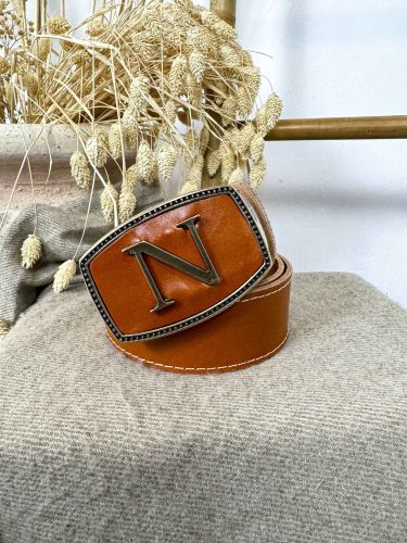 Hebilla rectangular inicial relieve N 2