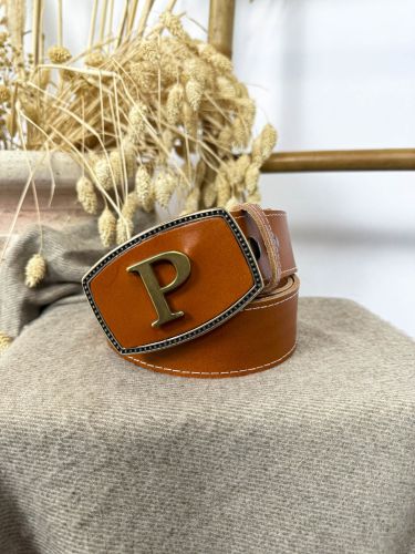 Hebilla rectangular inicial relieve P 2