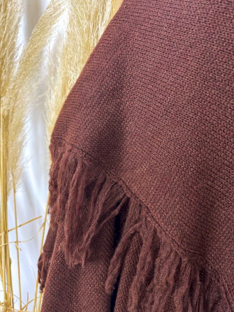 Chaqueta lana tipo capa con flecos... Chaqueta lana tipo capa con flecos...