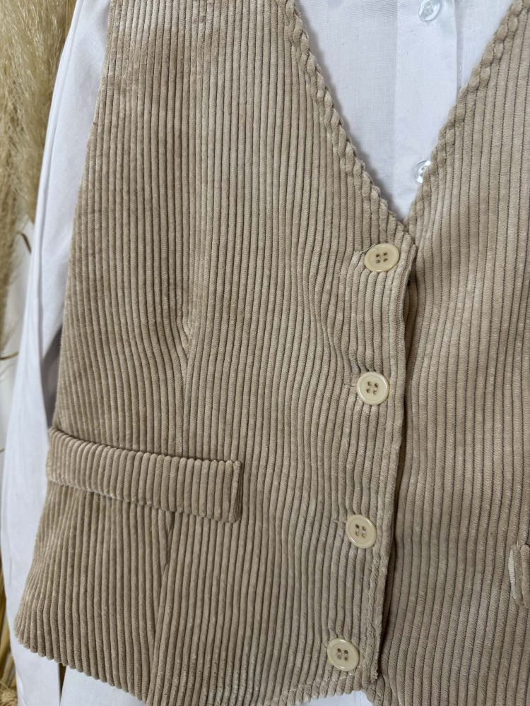 Chalequillo pana beige Chalequillo pana beige