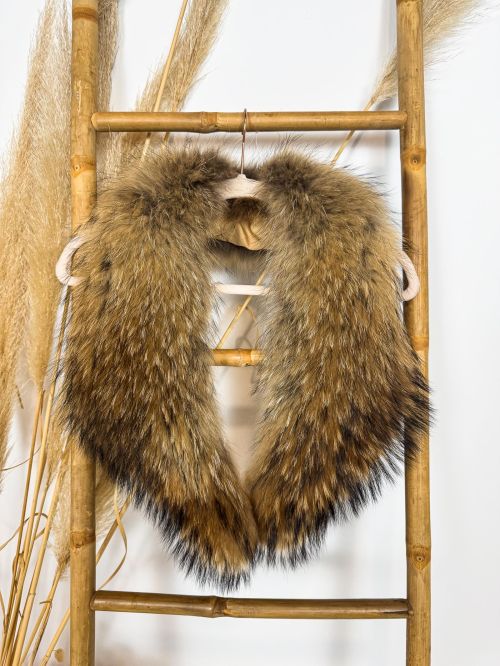 Cuello largo de pelo natural