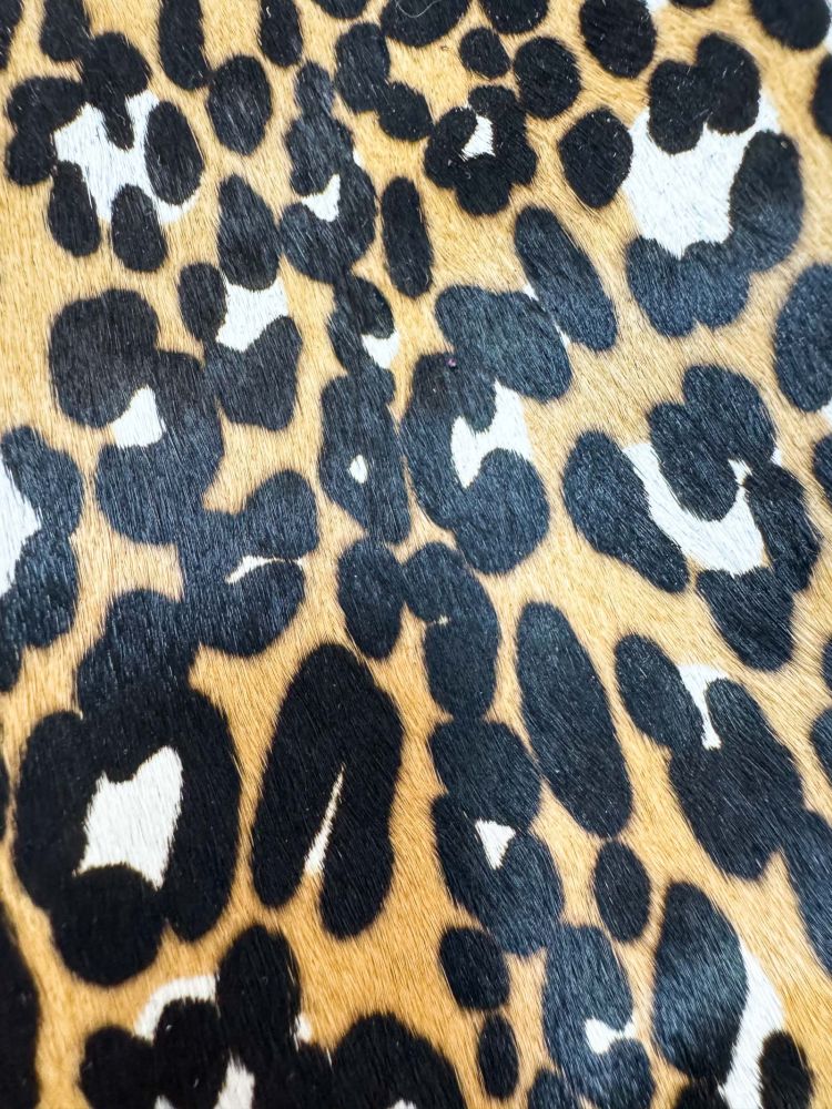 Bolso bombonera color cereza...