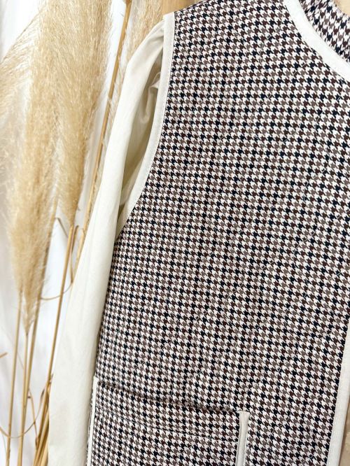 Chalequillo pata de gallo + blusa