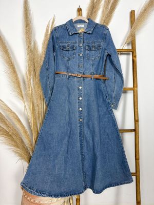 Vestido midi vaquero claro abotonado