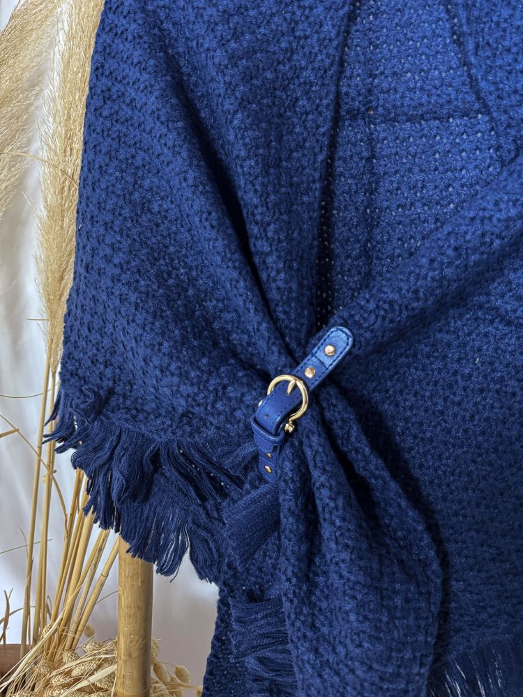 Toca lana azul marino con hebilla piel