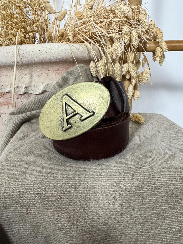 Hebilla chapón incial A Hebilla chapón incial A