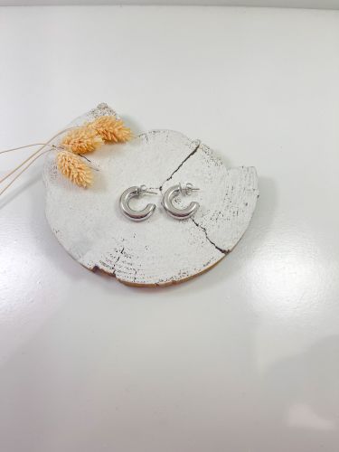 Aro semi abierto  acero plateado 2 cm