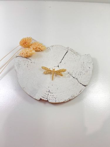 Broche libélula pequeña dorada 2