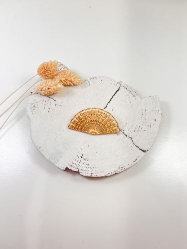 Broche abanico grande dorado
