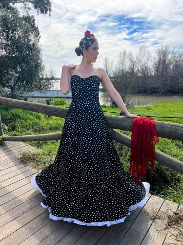 Traje Carla negro y blanco