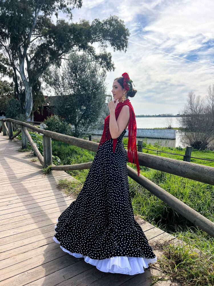 Traje Carla negro y blanco