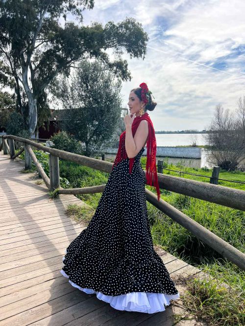 Traje Carla negro y blanco