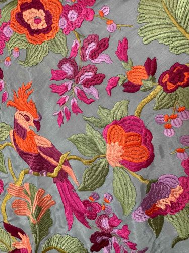 Mantón seda Valentina azul petróleo 2