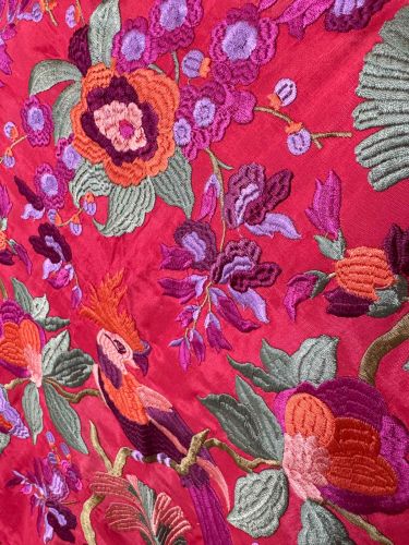 Mantón seda Valentina rojo 2