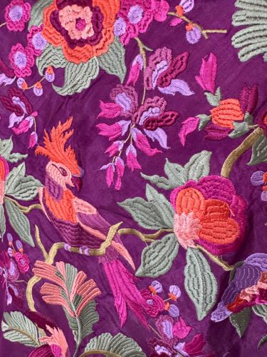 Mantón seda Valentina berenjena 2