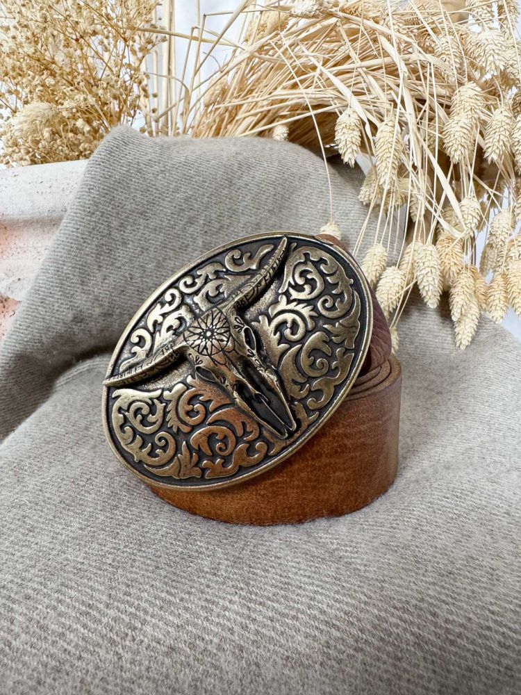 Hebilla ovalada labrada cráneo de...