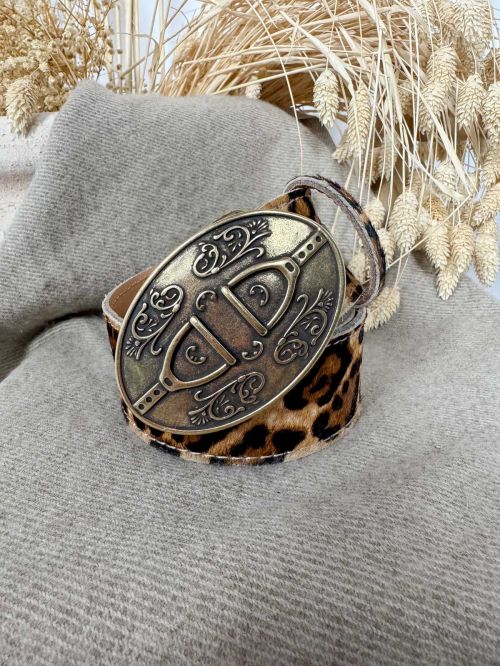 Hebilla ovalada estribo oro viejo