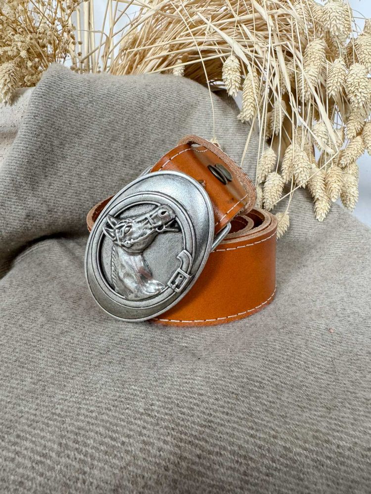 Hebilla ovalada caballo plata