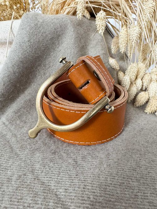 Hebilla espuela oro viejo