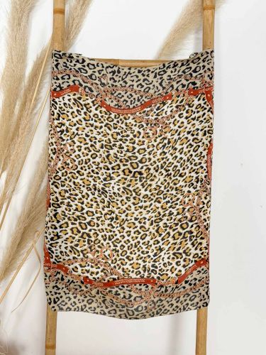 Pañuelo seda leopardo dorado y marrón 2