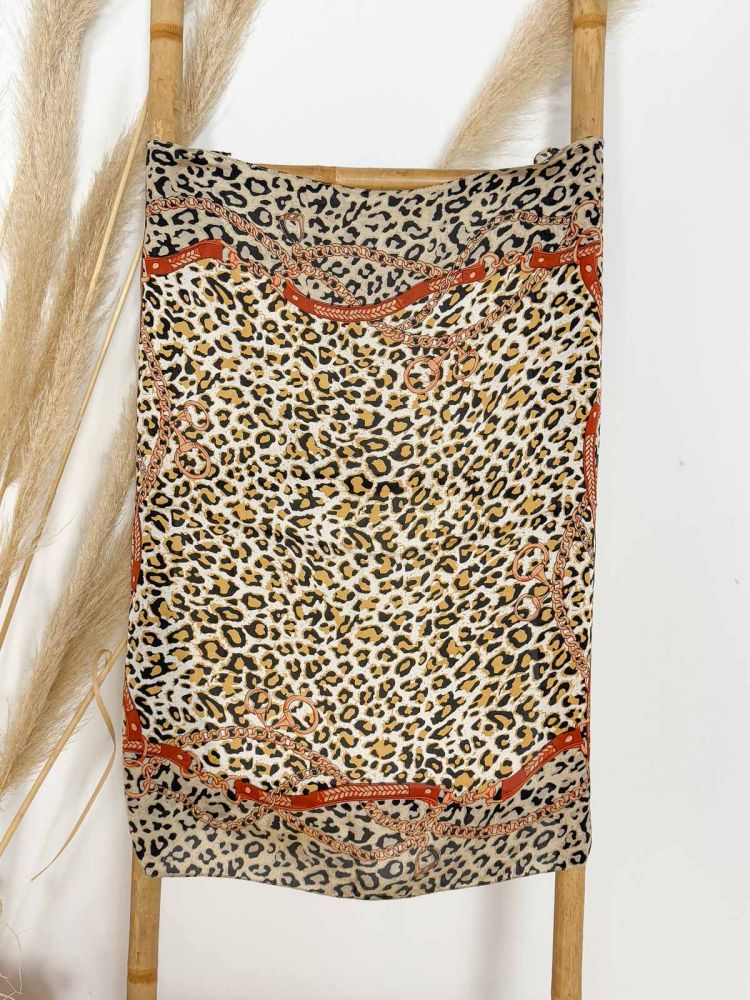 Pañuelo seda leopardo dorado y marrón Pañuelo seda leopardo dorado y marrón