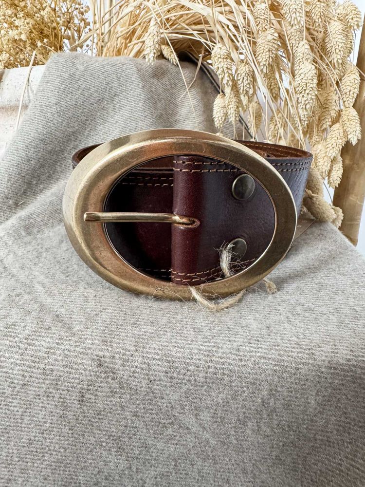 Cinturón ancho 7,5 cm castaño hebilla...