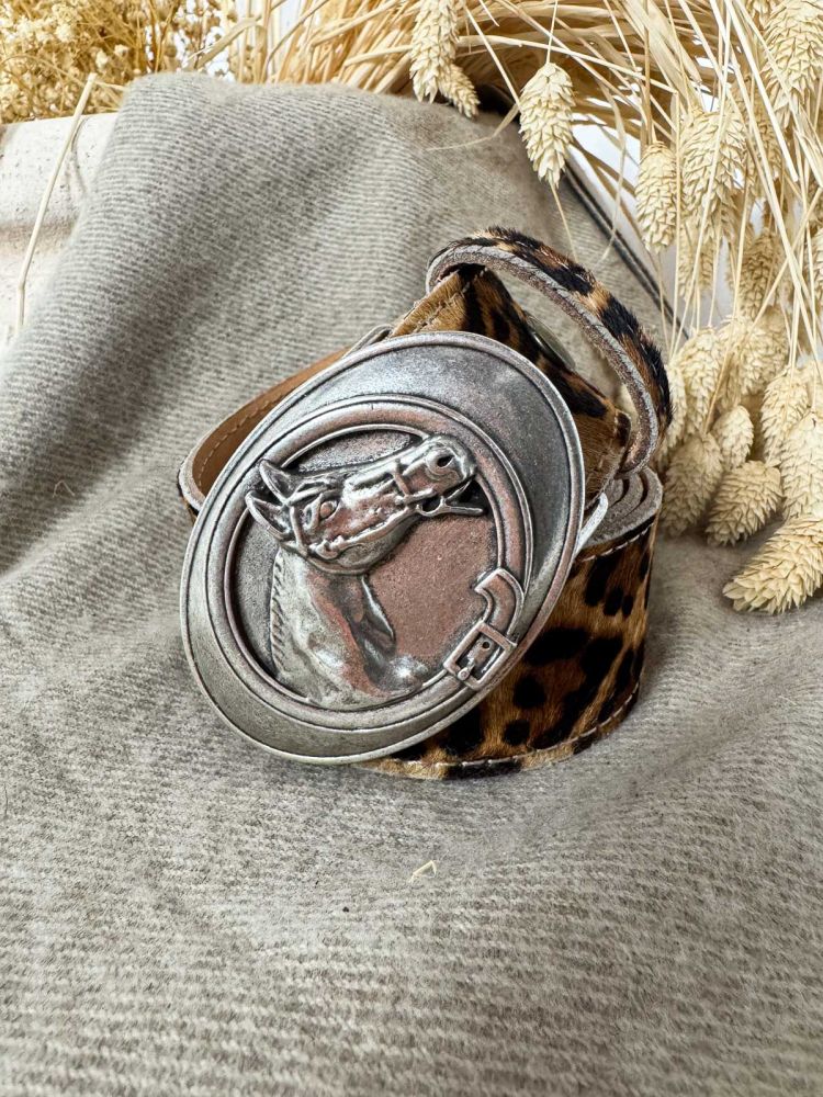 Hebilla ovalada caballo plata