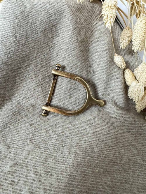 Hebilla espuela oro viejo