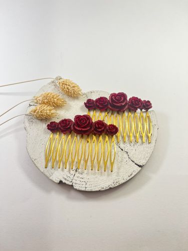 Peinecillo resina 5 rosas burdeos