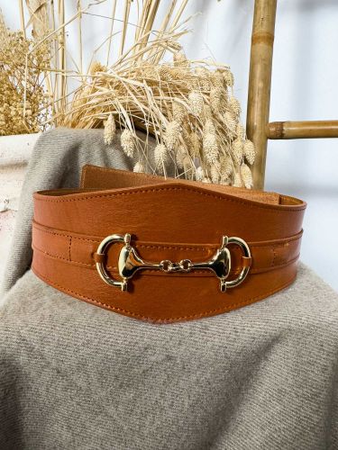 Fajín piel avellana claro con filete mediano dorado