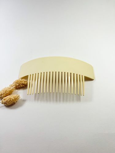 Peineta lisa acetato rectangular grande blanco roto