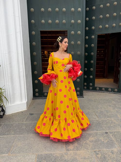 Traje Silvia amarillo y coral