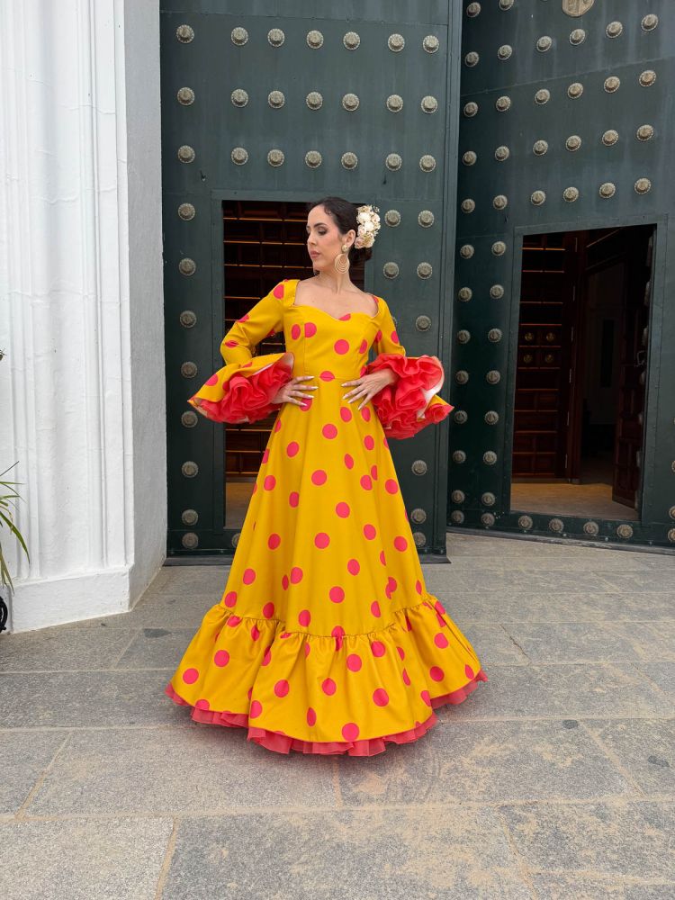 Traje Silvia amarillo y coral